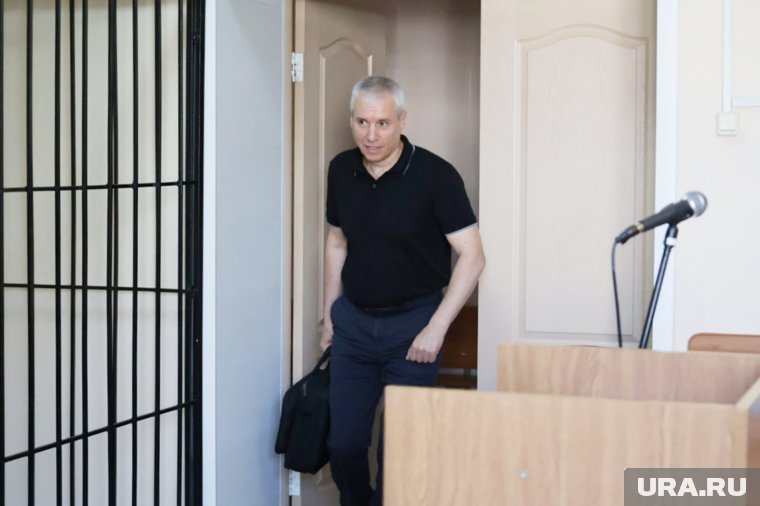 Бывший начальник курганского ГУ МЧС Рожков вышел из колонии на свободу