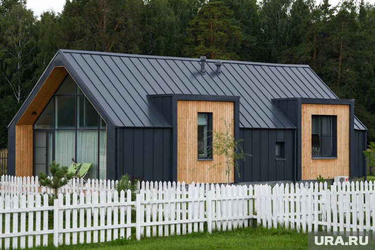 В ХМАО владельцы распродают арендные дома за городом