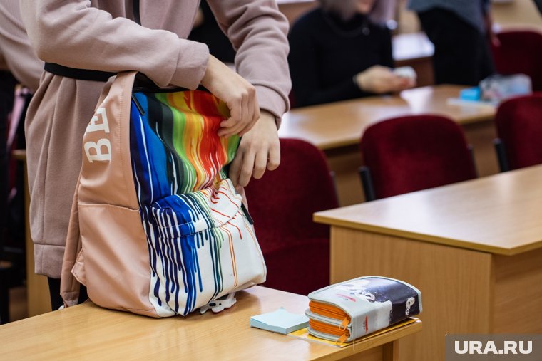 «Единая Россия» поможет семьям участников СВО собрать детей в школу