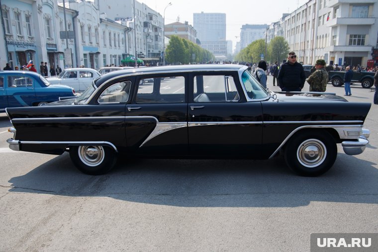В ХМАО продают раритетную «Чайку» за 6,5 миллионов. Фото