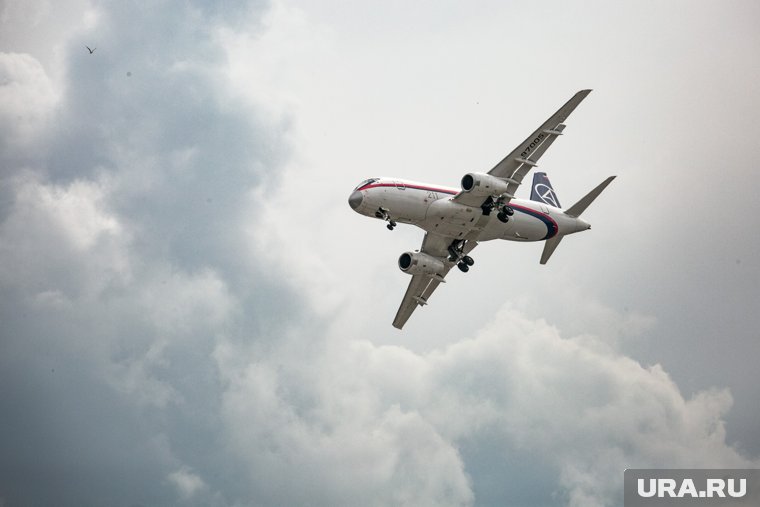 Эксперт рассказал URA.RU о причинах ЧП с Superjet в Анталье