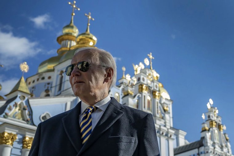 «Заметно похудевший»: Байден впервые появился на публике после начала лучевой терапии от рака 