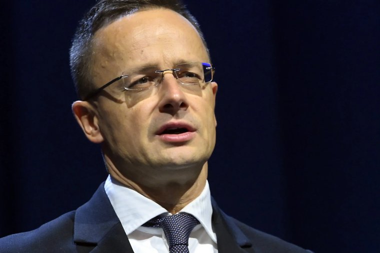 МИД Венгрии анонсировал самый долгосрочный контракт на покупку газа с Запада