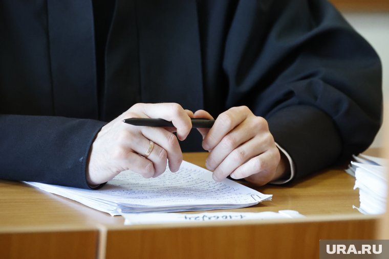 Уволенный за пьянство курганский слесарь выиграл суд и получил компенсацию