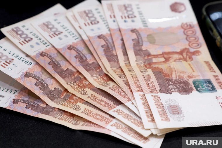 Челябинским сварщикам и монолитчикам готовы платить больше 230 тысяч рублей