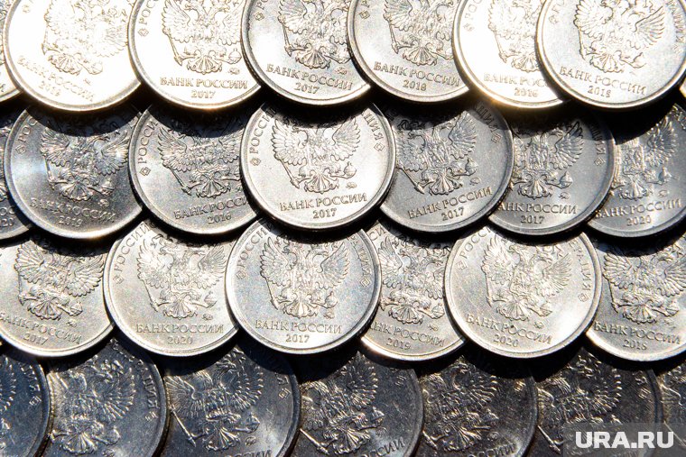 Челябинцы сдали банкам пять с половиной тонн денег