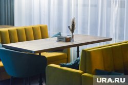 В Кургане бизнесмен избежал штрафа за найденный в ресторане безакцизный алкоголь