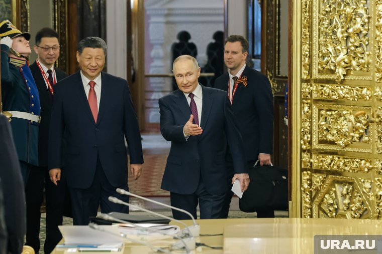 Солдаты КНР пройдут по Красной площади, Путин собирается в Пекин: о чем уже договорились главы России и К...