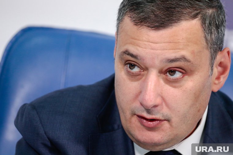 Хинштейн отомстил популистам, мешавшим ему во время оккупации 