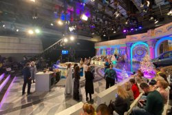 Курганцы открыли казачьей песней шоу на Первом канале