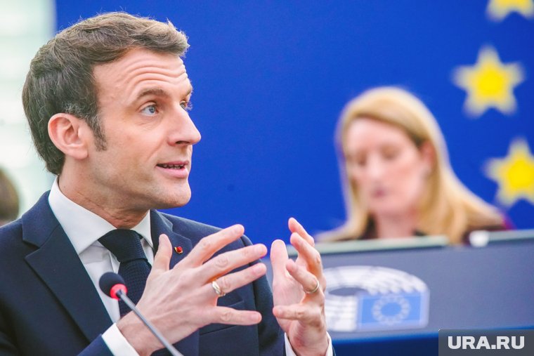 Много о Путине, распускание рук и грусть Макрона: как прошли переговоры Трампа с лидером Франции