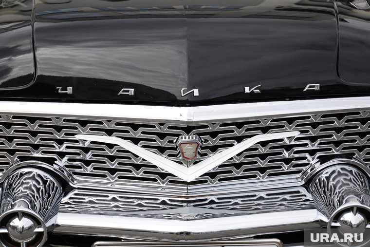 Лимитированный и мощный: в Челябинске продают уникальный правительственный автомобиль