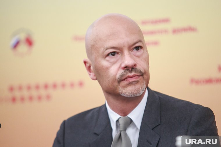 Поступил во ВГИК по блату и снял 16 фильмов: как живет один из кассовых режиссеров Федор Бондарчук