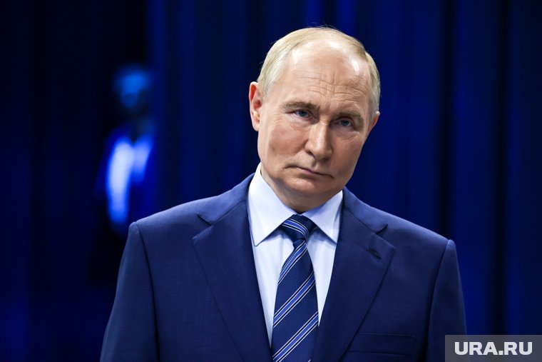 Увеличение единовременной выплаты учителям и стипендии для талантливой молодежи: что нового поручил Путин