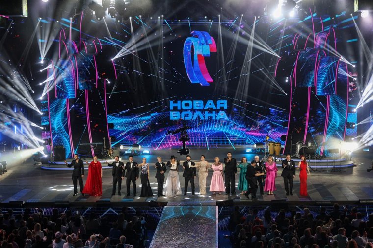 Shaman и Мизулина заперлись в гримерке, а Лепс ищет деньги на свадьбу: как прошел третий день «Новой волны»