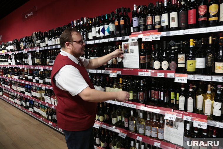 Власти России помогут отечественному вину заменить алкоголь из Европы