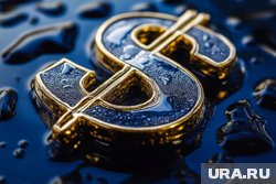 Доллар резко вырос: что ослабляет рубль и чего ждать до конца года