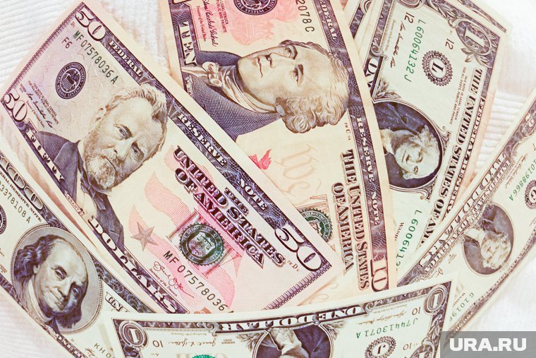 США ввели пошлины против Канады, Мексики и КНР: что известно о торговой войне Трампа