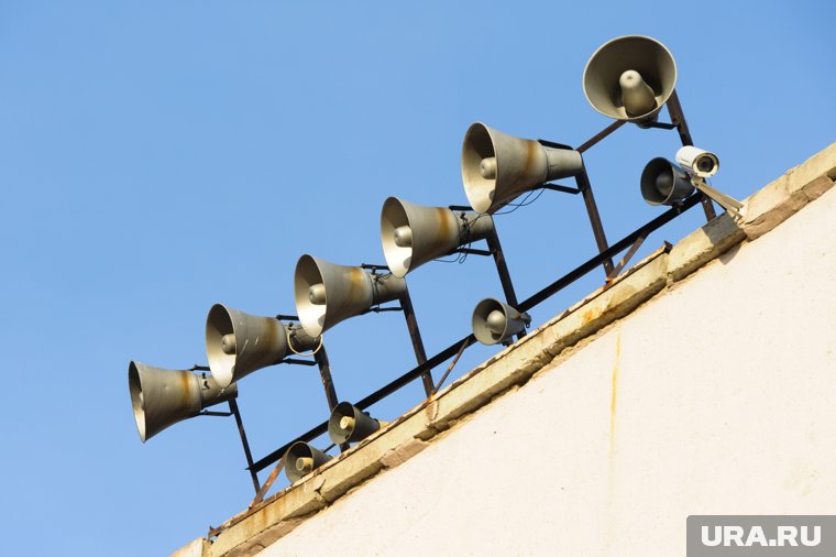 Курганцев предупредили о звуках сирен рядом с заводами