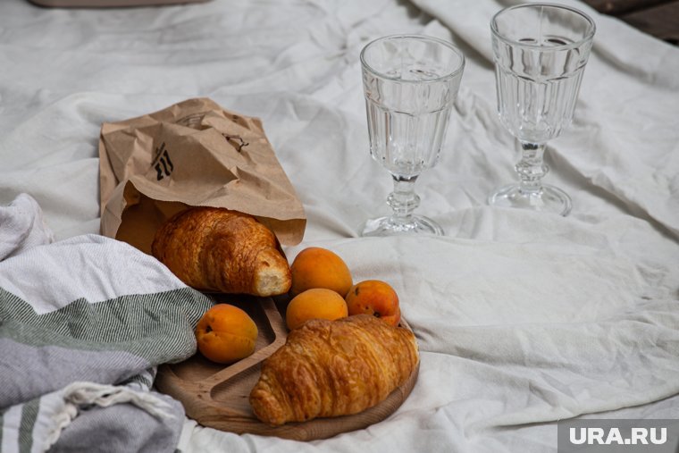 Диетолог рассказала, чем питаться в жару