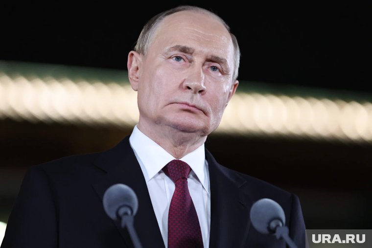 Путин и Алиев закрыли вопрос с крушением самолета