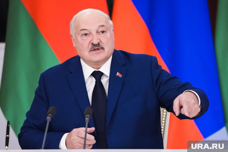 Лукашенко хочет видеть Путина, Трампа и Зеленского в Минске