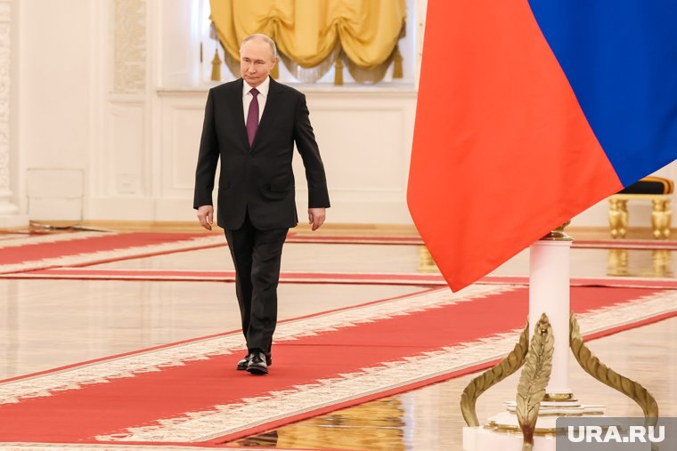 Встреча Путина с президентом ОАЭ продлилась около 3,5 часов