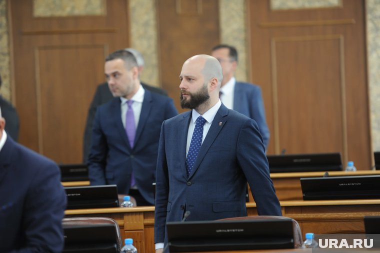 Вновь избранные депутаты челябинского парламента «разобрали» себе комитеты