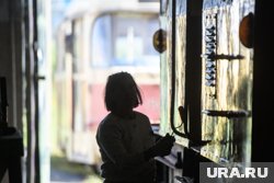 «Работать страшно»: банда из 50 подростков терроризирует трамваи в нескольких районах Екатеринбурга