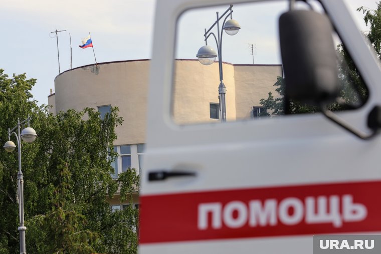 «Кроме неба ничего не видишь»: что скрыто за колючей проволокой СИЗО, где сидит редактор URA.RU Аллаяров
