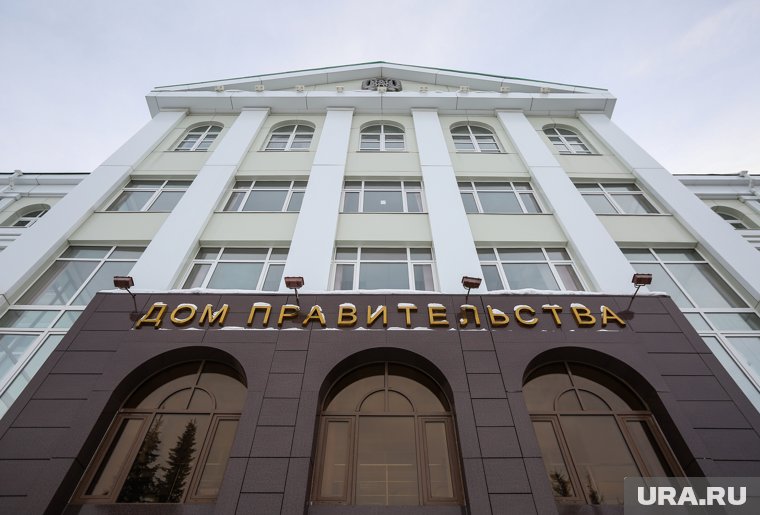 В правительстве ХМАО прогнозируют массовые отставки топ-чиновников. Инсайд