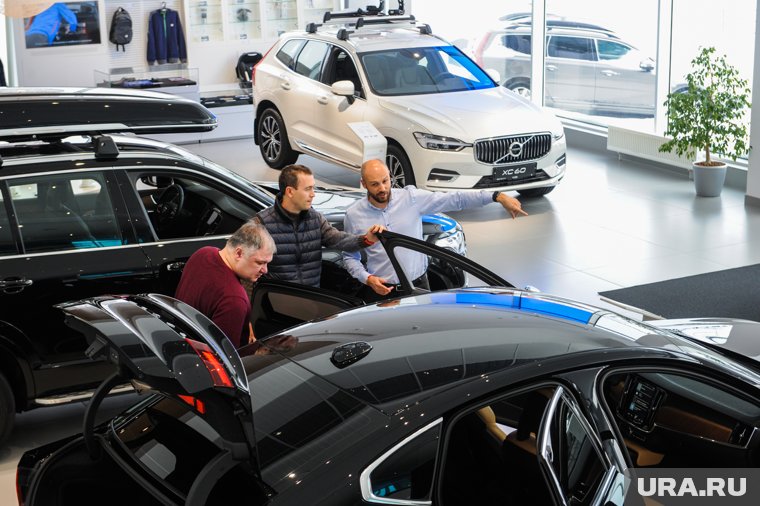 Какие люксовые авто можно купить в РФ, несмотря на санкции. Фото