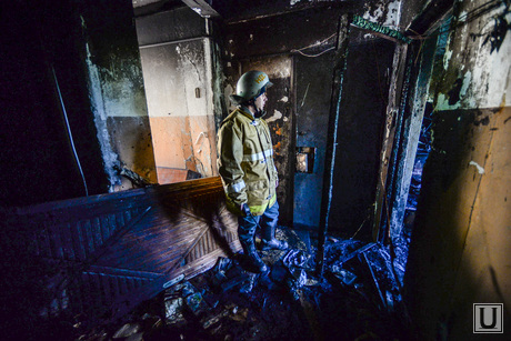 Взрыв на Сыромолотова, 28. Екатеринбург, пожарище