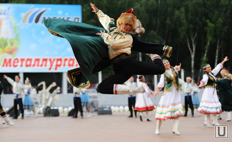 День металлурга. Мечел. Металлургический район. Челябинск.