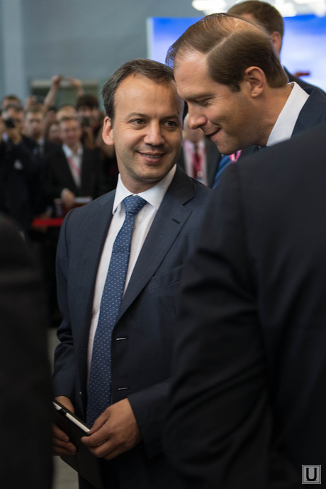 ИННОПРОМ-2014: проходка Дмитрия Медведева по выставке и пленарка. Екатеринбург, мантуров денис, дворкович аркадий