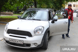 Самый скандальный челябинский депутат продает эксклюзивный автомобиль. Любимая модель Мадонны. ФОТО